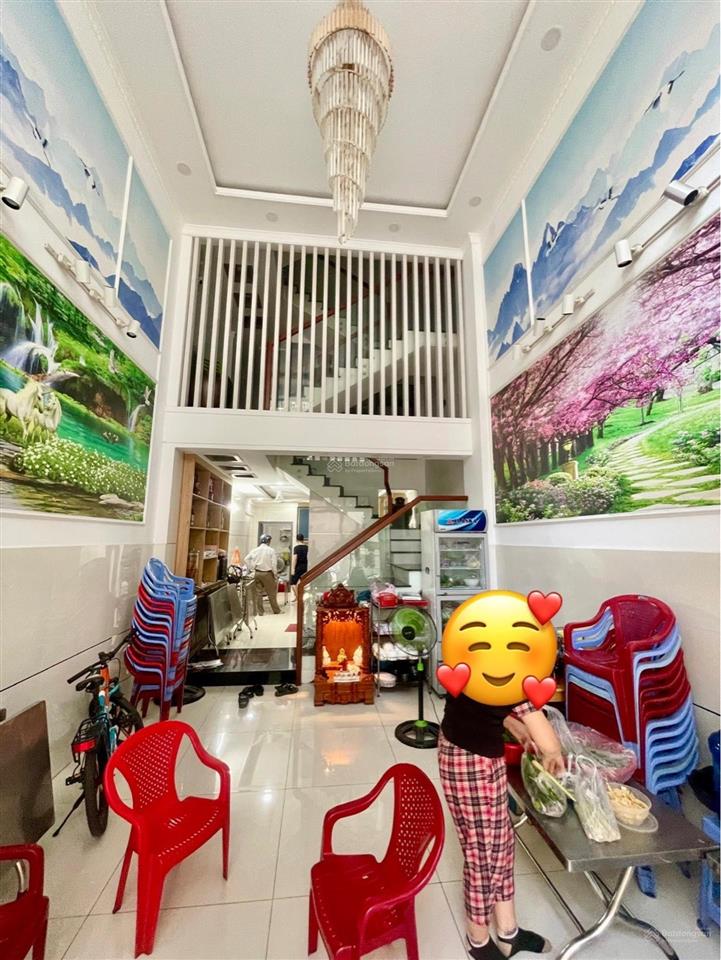 Nhà 5 tầng hxh siêu to cách mặt tiền lê văn quới chỉ vài bước chân
