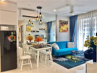 Rẻ nhất vinhomes gia lâm căn 1pn + 47m2 full đủ nội thất giá 2tỷ950tr view thoáng,  0987 767 ***