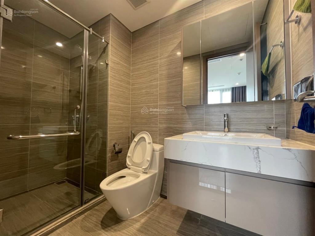 Chị gái em muốn bán căn 2pn 1vs full nội thất đẹp giá 3 tỷ 500tr tại vhocp,  0987 767 ***