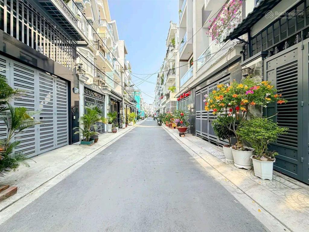 Bán nhà 3 lầu q7huỳnh thị đồng7,2 tỷ