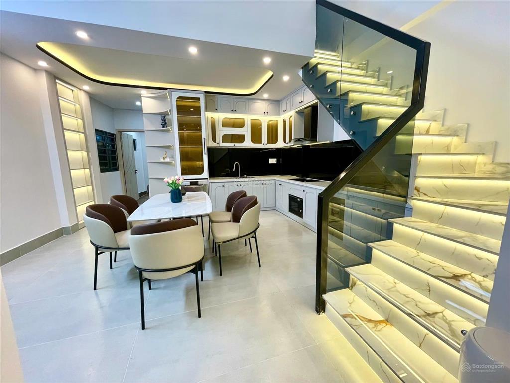 Bán nhà mới đẹp hẻm ô tô  3pn, 2wc  huỳnh tấn phát  4tỷ180