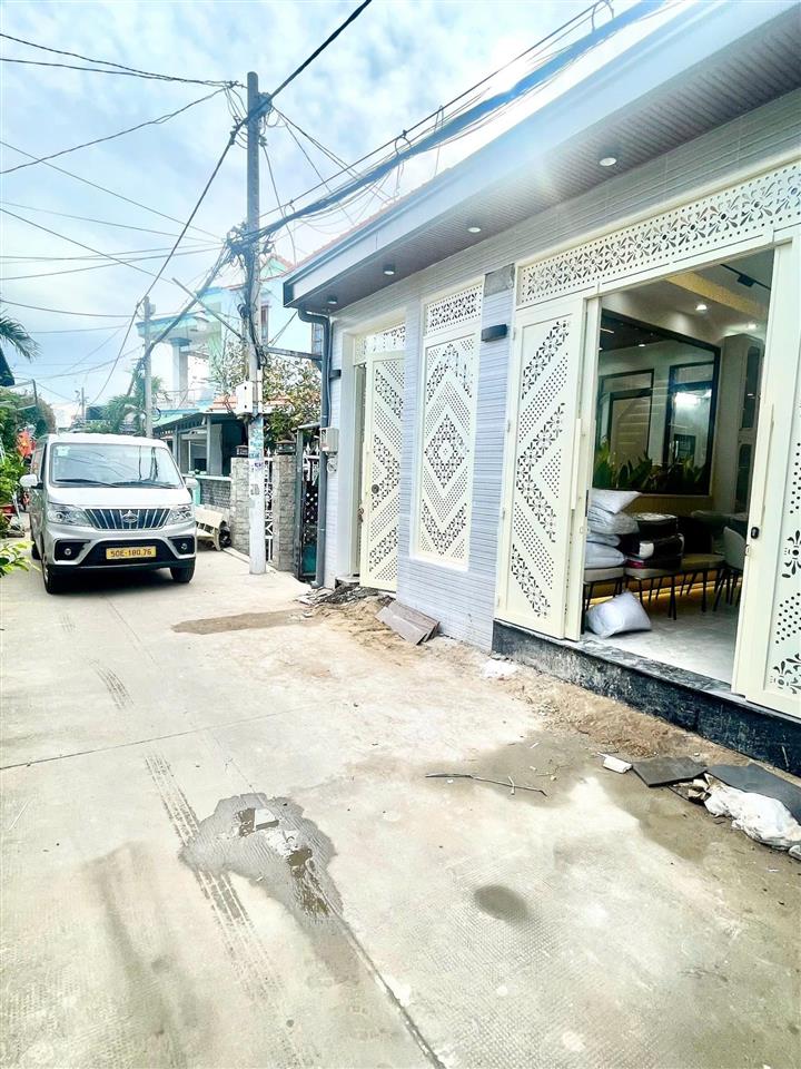 Bán nhà mới đẹp hẻm ô tô  3pn, 2wc  huỳnh tấn phát  4tỷ180