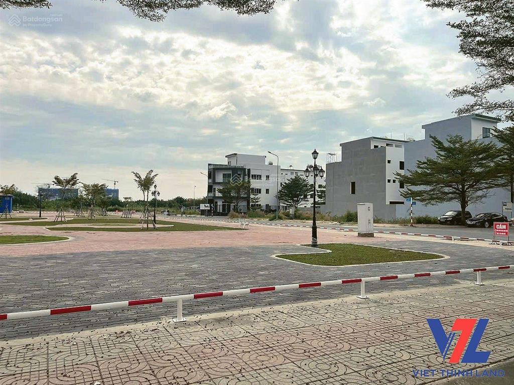 Đất nền thanh nhựt đường 12m  50 triệu/m2