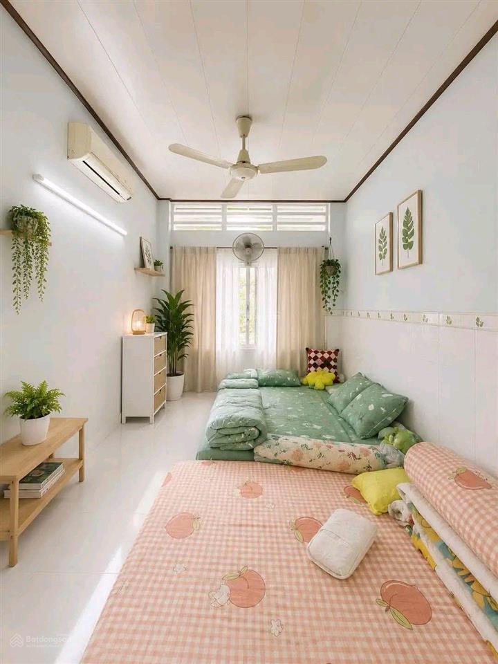 Bán nhà đẹp, phường 1, quận 5  3 tầng, 3pn  shr