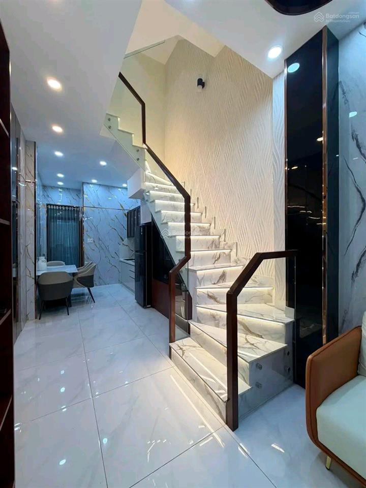 Bán nhà đẹp q6, mai xuân thưởng  6pn, 5wc  7,580 tỷ