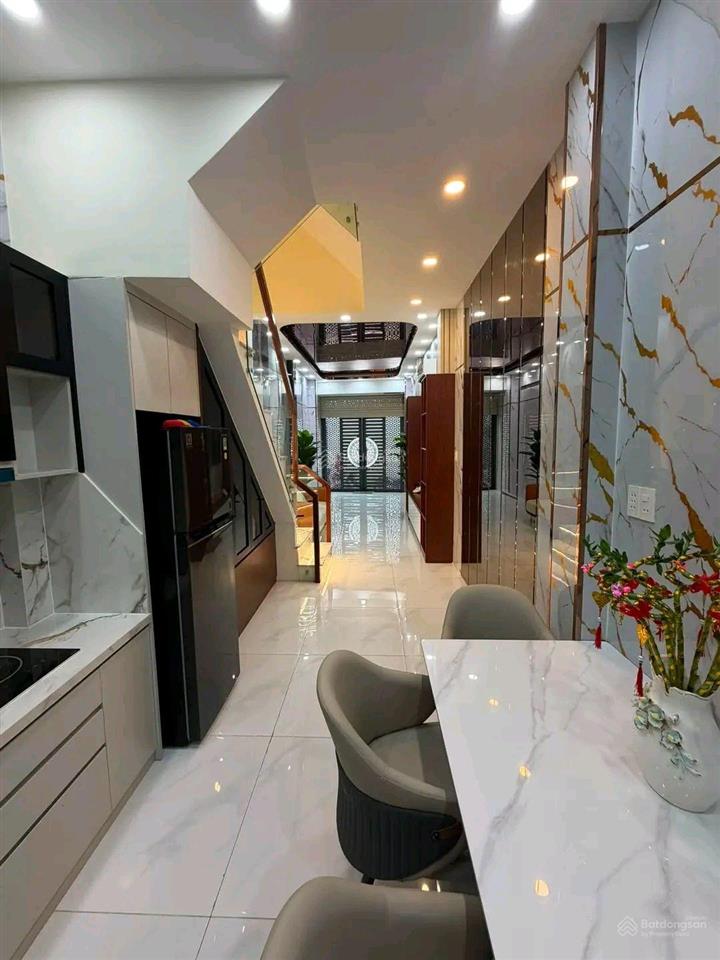 Bán nhà đẹp q6, mai xuân thưởng  6pn, 5wc  7,580 tỷ