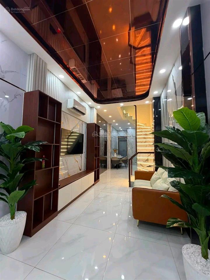 Bán nhà đẹp q6, mai xuân thưởng  6pn, 5wc  7,580 tỷ