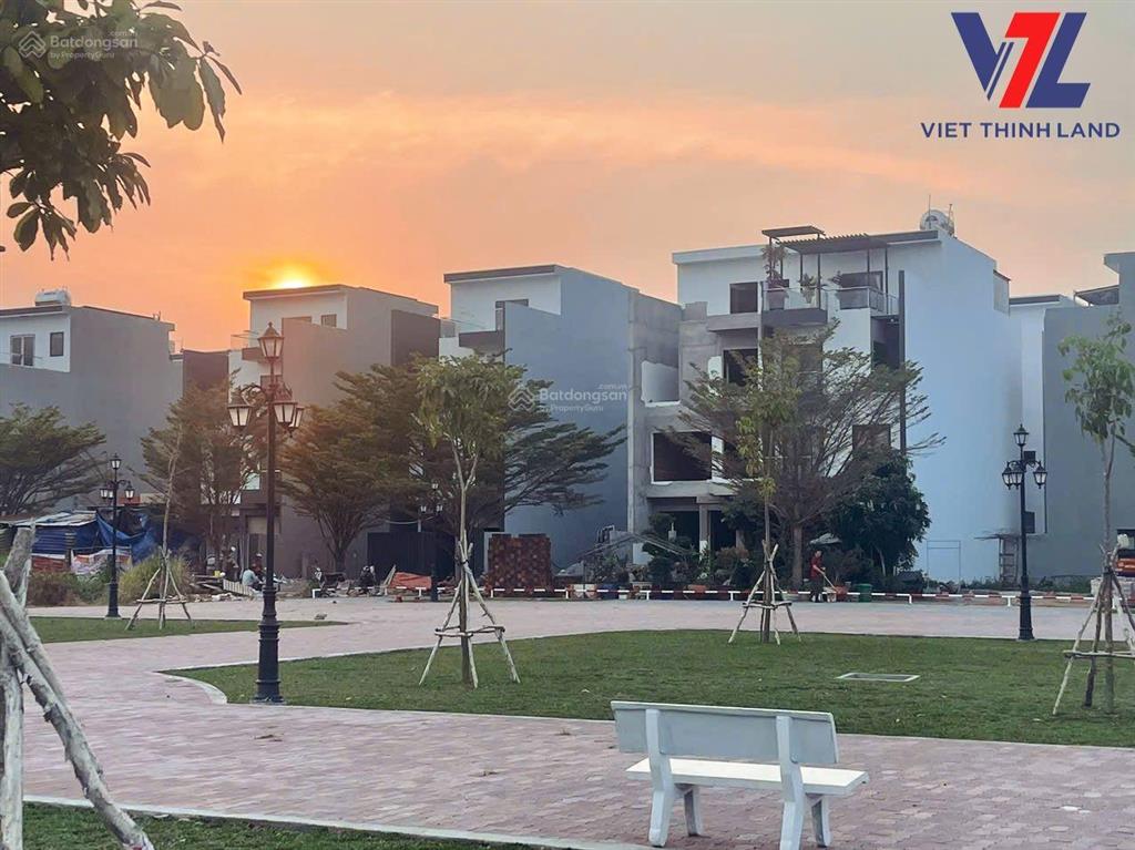 Nền ngộp da thanh nhựt  45 triệu/m2