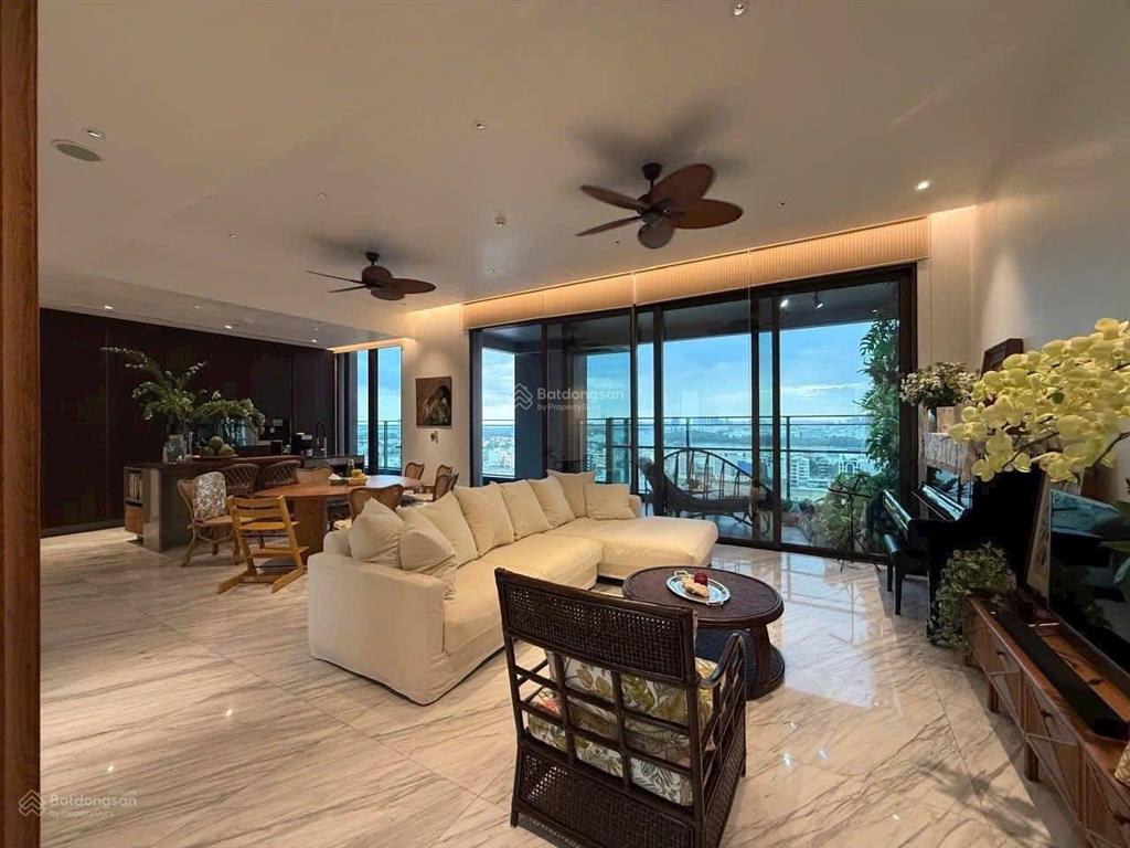 Chính chủ gửi bán gấp căn hộ 4pn tại dự án siêu sang define capitaland quận 2. giá chỉ 45tỷ all in