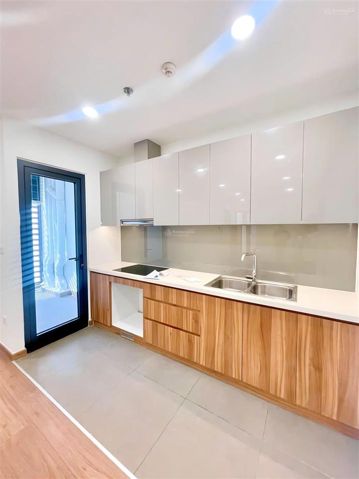 Cho thuê căn hộ 2pn2wc eco green sg quận 7 ntcb có rèm giá chỉ 14,5tr/ tháng