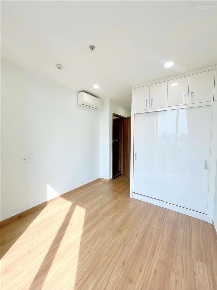 Cho thuê căn hộ 2pn2wc eco green sg quận 7 ntcb có rèm giá chỉ 14,5tr/ tháng