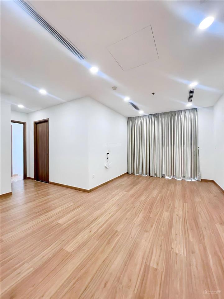 Cho thuê căn hộ 2pn2wc eco green sg quận 7 ntcb có rèm giá chỉ 14,5tr/ tháng