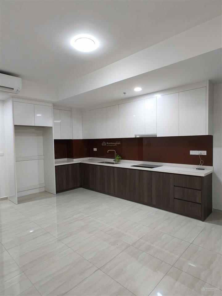 Cho thuê căn hộ 2pn 2wc nội thất cơ bản, có rèm the infiniti quận 7, giá chỉ 20tr/tháng