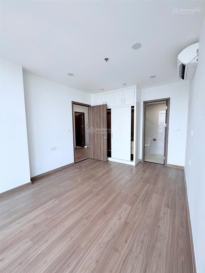 Cho thuê căn hộ 2pn2wc chung cư eco green sg quận 7, ntcb có rèm giá chỉ 14,5tr