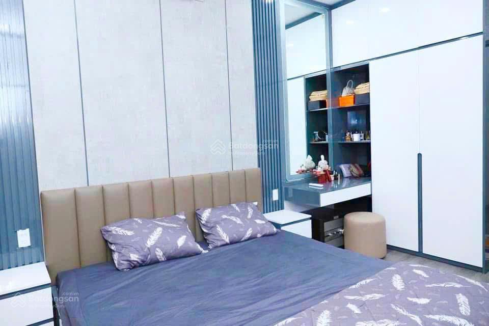 Hẻm 6m xe hơi, dt 65m2, 3 tầng đúc đẹp ở ngay, đường trần quang cơ, vip tân phú, giá chỉ có 5,9 tỷ