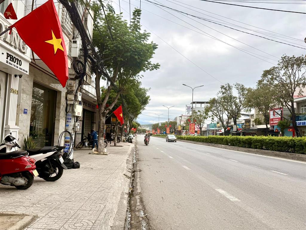 Tài sản hiếm còn sót lại trục đường trung tâm tp cam ranh khánh hoà.