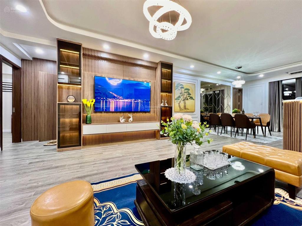 Chính chủ cần bán căn hộ tầng 10 tòa nhà 34t hoàng đạo thúy, cầu giấy, hn. full nội thất