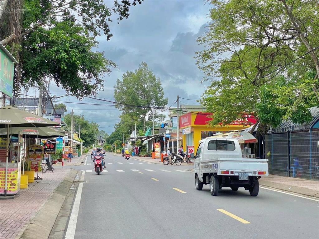 Chủ ngộp cần bán gấp mt phạm hữu tâm, thị trấn củ chi  410m2, sổ hồng riêng  công chứng ngay