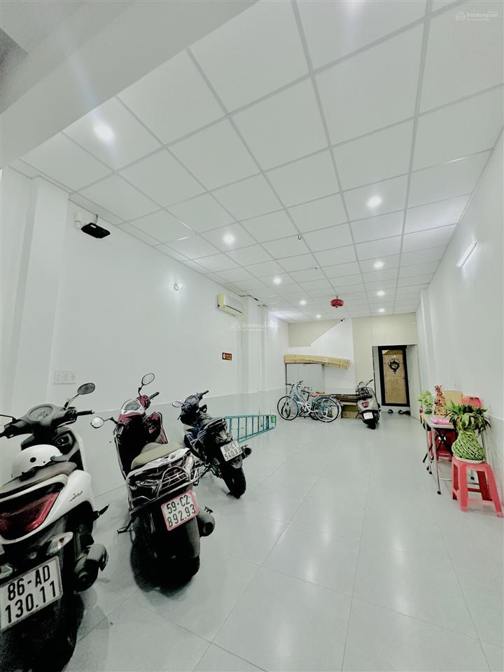 [chdv] phòng ban công  nhà mới xây chỉ 6.6tr  đầy đủ nội thất