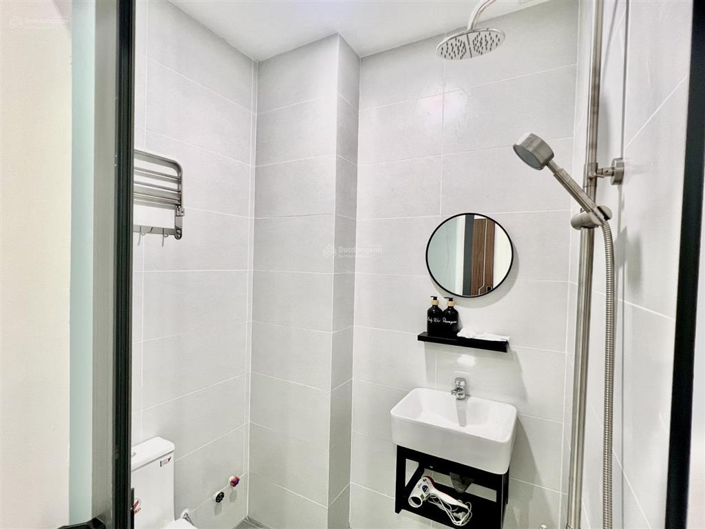 [chdv] phòng ban công  nhà mới xây chỉ 6.6tr  đầy đủ nội thất