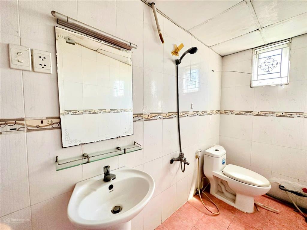 Cho thuê phòng trọ tại 1103 quốc lộ 1a, 2,3 triệu, quận 12, hcm giá tốt chính chủ