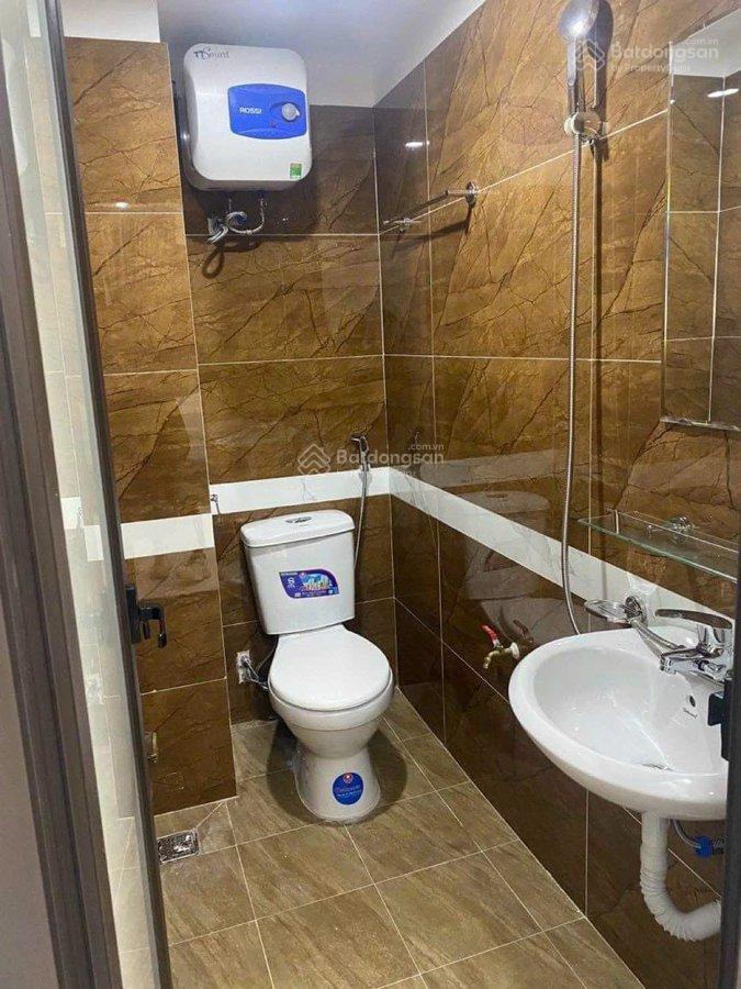 Chdv 5 tầng thang máy, ô tô tại , full pccc, gpxd, hàng xóm tp giao lưu, bộ công an, móng 8 tầng.