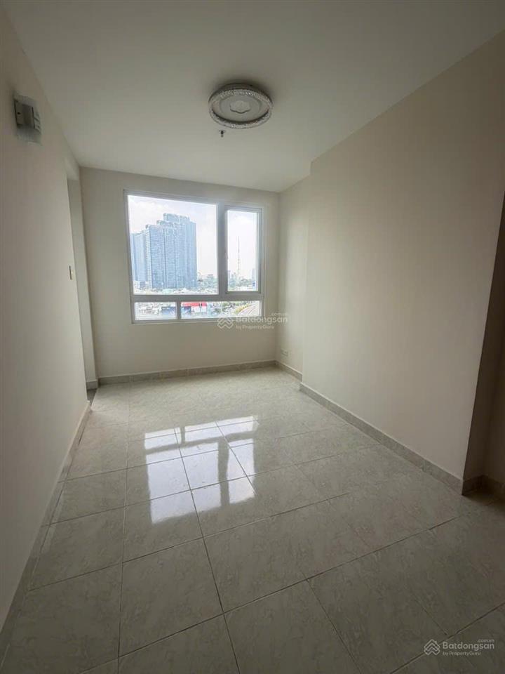 Chính chủ bán gấp căn 1pn chỉ 3,2tỷ/49m2 chung cư 90 nguyễn hữu cảnh, nhà mới dọn vào ở ngay