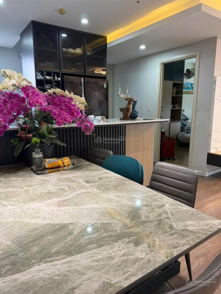 Chính chủ cho thuê căn hộ the krista 3pn 102m², full nội thất, nhà đẹp như hình, giá 18 triệu/tháng
