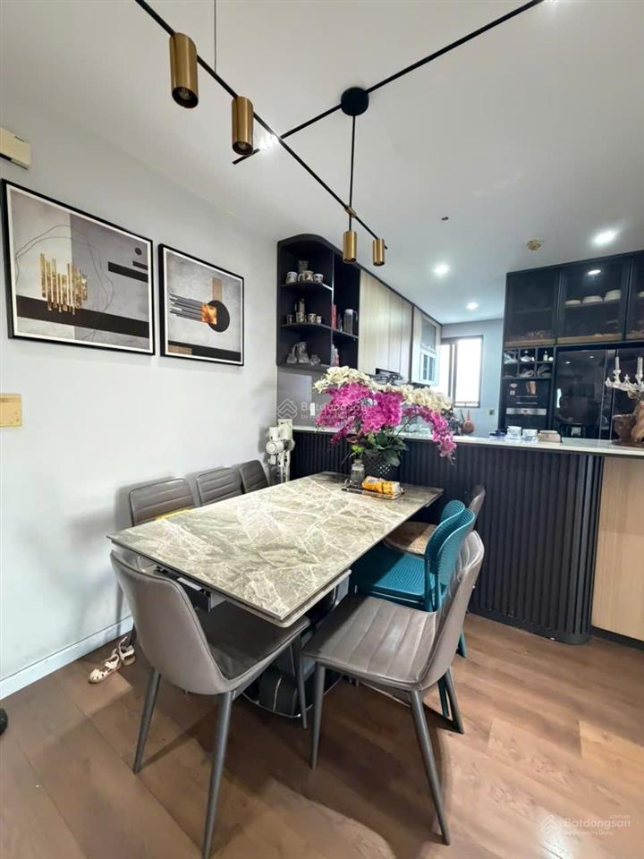 Chính chủ cho thuê căn hộ the krista 3pn 102m², full nội thất, nhà đẹp như hình, giá 18 triệu/tháng