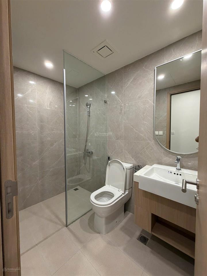 Cho thuê căn hộ vinhomes quận 9  2pn 75m² có nội thất, nhận nhà ngay, giá 10 triệu/tháng