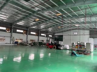 Cho thuê kho, nhà xưởng 1300m2, giá tốt 90 triệu , nền epoxy  xe cont  toà văn phòng