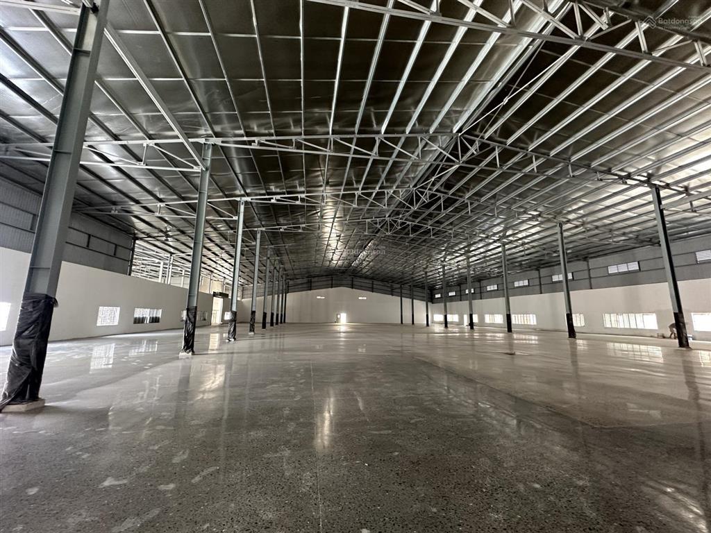 Cho thuê kho (2000m  240tr) pccc tự động  xe cont 40  văn phòng  sân rộng