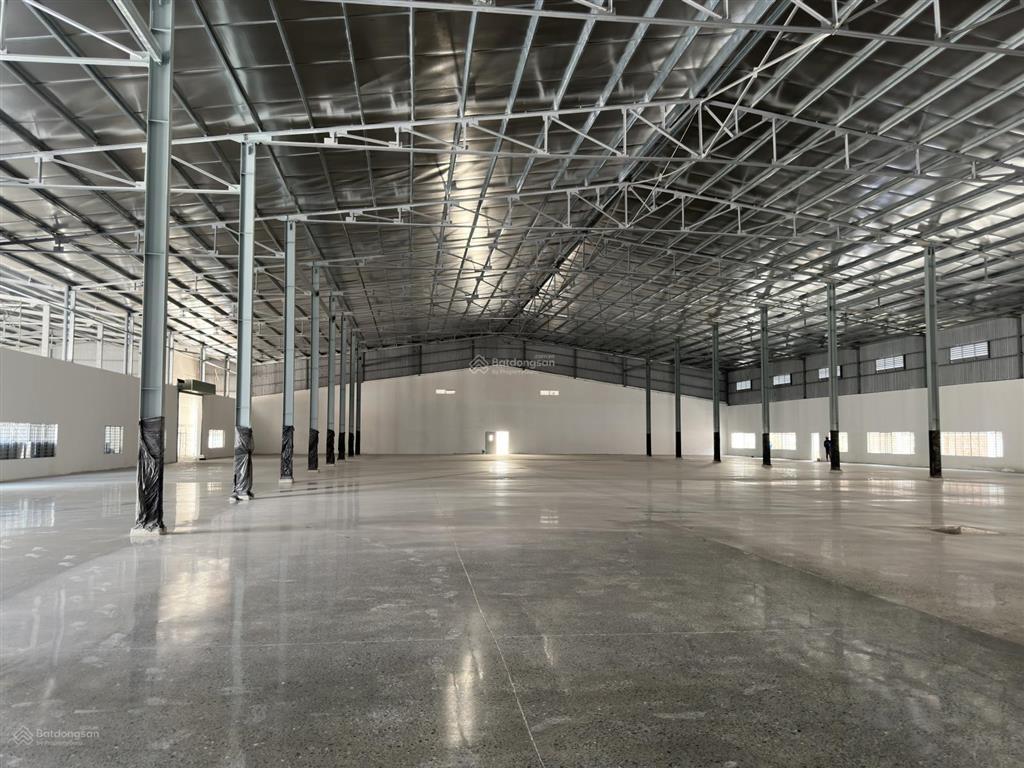Cho thuê kho (2000m  240tr) pccc tự động  xe cont 40  văn phòng  sân rộng