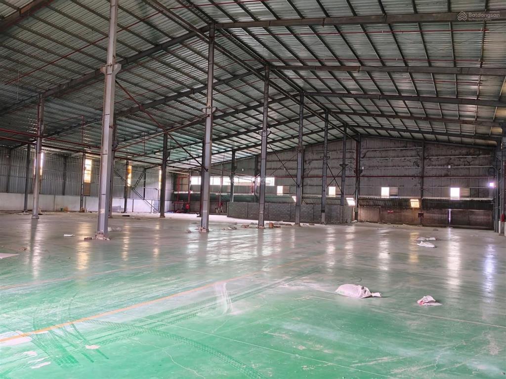 Cho thuê xưởng 2000m bình chánh  xe cont 24/24  140 triệu/tháng