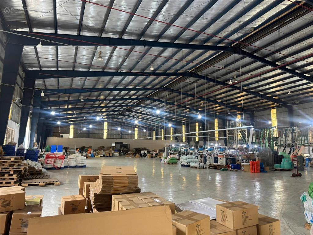 Cho thuê xưởng (3300m2  220tr) pccc  xe cont  trạm điện  văn phòng