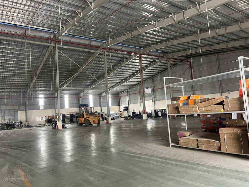 Cho thuê kho, nhà xưởng, đất 10000m2, 540 triệu vnd tại quốc lộ 1a, tân tạo, bình tân, hcm