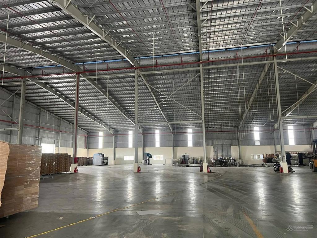 Cho thuê kho, nhà xưởng, đất 10000m2, 540 triệu vnd tại quốc lộ 1a, tân tạo, bình tân, hcm