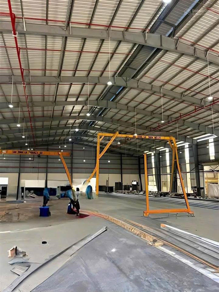 Cho thuê kho, nhà xưởng tại tân thới hiệp, quận 12, 120 triệu, 1600 m2, chính chủ, mặt tiền đẹp