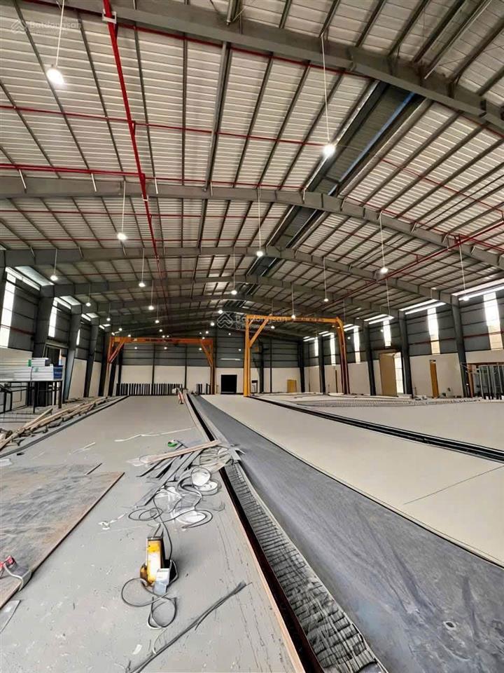 Cho thuê kho, nhà xưởng tại tân thới hiệp, quận 12, 120 triệu, 1600 m2, chính chủ, mặt tiền đẹp