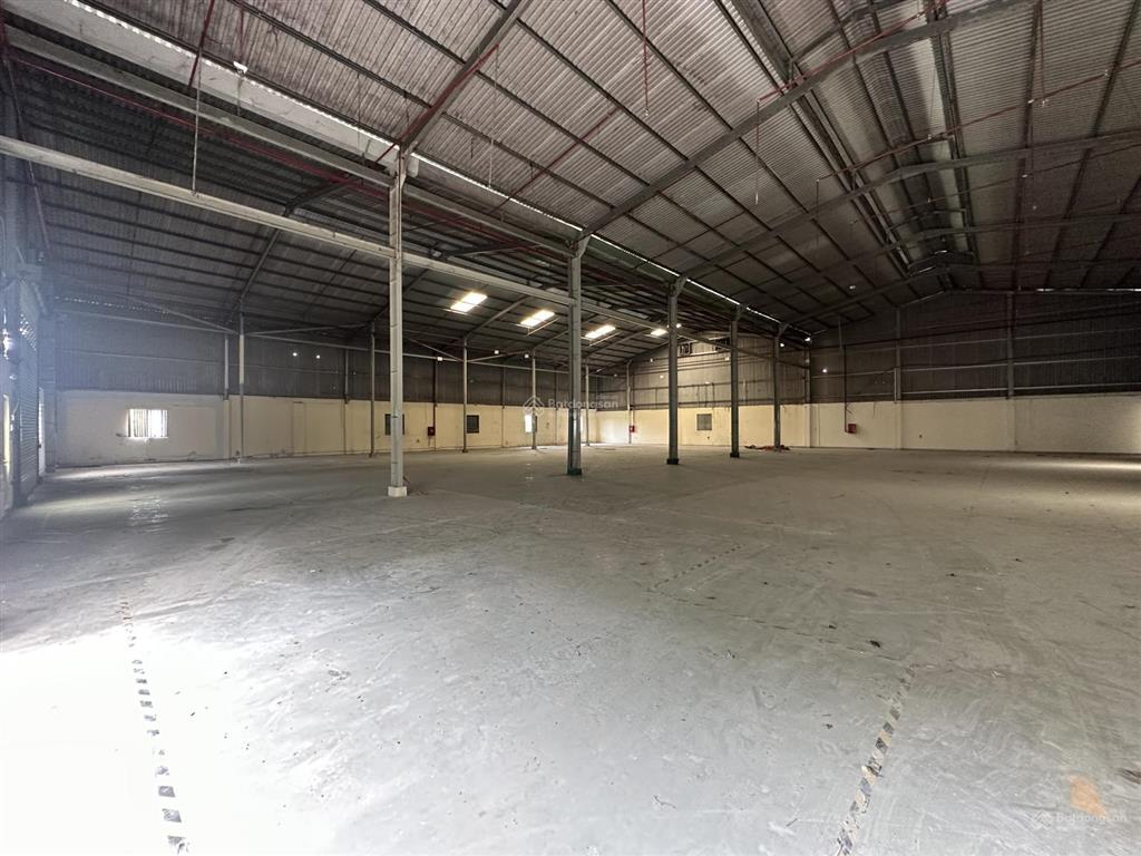 Cho thuê kho xưởng (1400m  100tr) pccc, xe cont, văn phòng