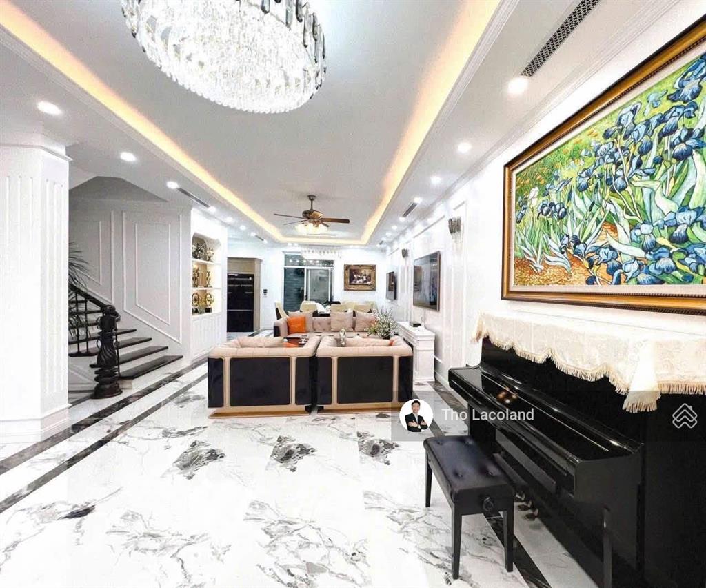 Bán gấp nhỉnh 25 tỷ (giá tốt năm nay) nhà vườn geleximco hà đông 160m mt8m hoàn thiện vip