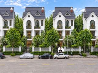 Rẻ (nhỉnh 4 chục tỷ vẫn còn thương lượng) bán biệt thự đơn lập geleximco hà đông 300m2 mặt vườn hoa