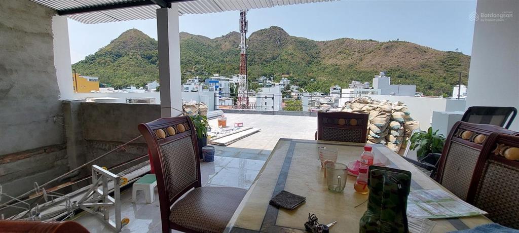 Chính chủ cho thuê mb đường điện biên phủ  bắc. ngang 7,6m. dtsd 400m2