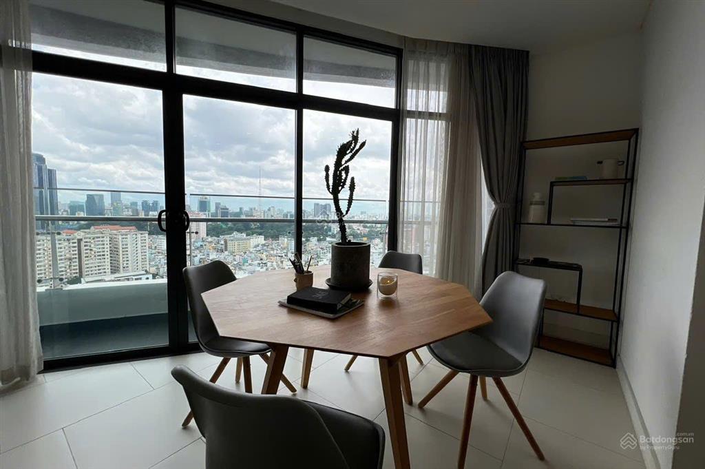 Bán 2pn city garden view q1, sông sg sẵn hợp đồng thuê full nội thất tầng cao  0906 780 ***