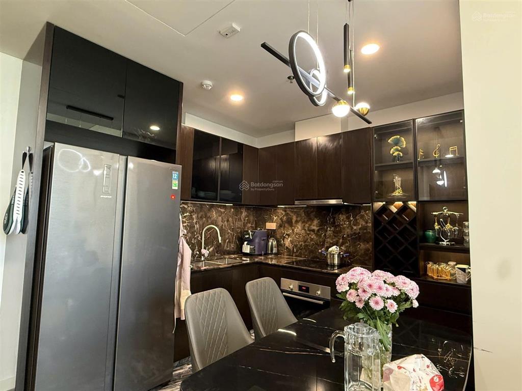 Cần bán 2pn lumiere riverside thảo điền full nội thất giá tốt 10.7 tỷ 0906 780 ***
