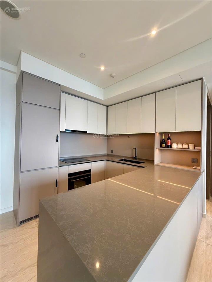 Bán nhanh căn hậu 2pn diện tích lớn duy nhất còn sót lại lại opera thủ thiêm view sông quận 1