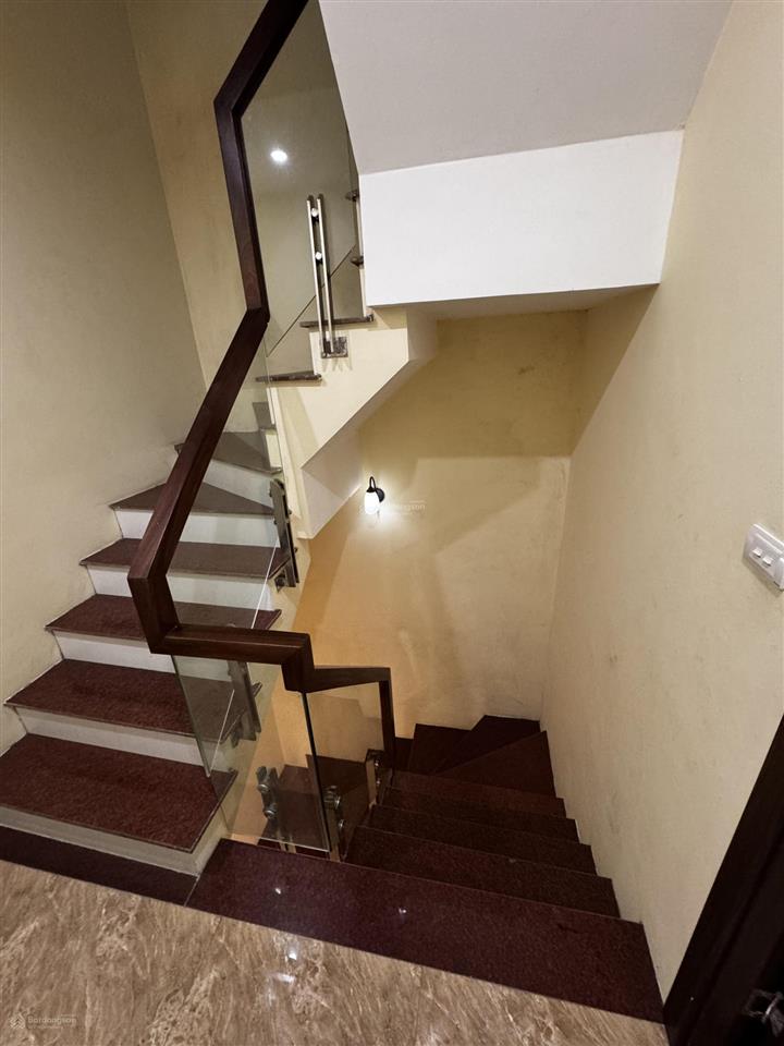 Cho thuê nhà riêng tại phố ngọc trì, 10 triệu, 150m2, giá ưu đãi