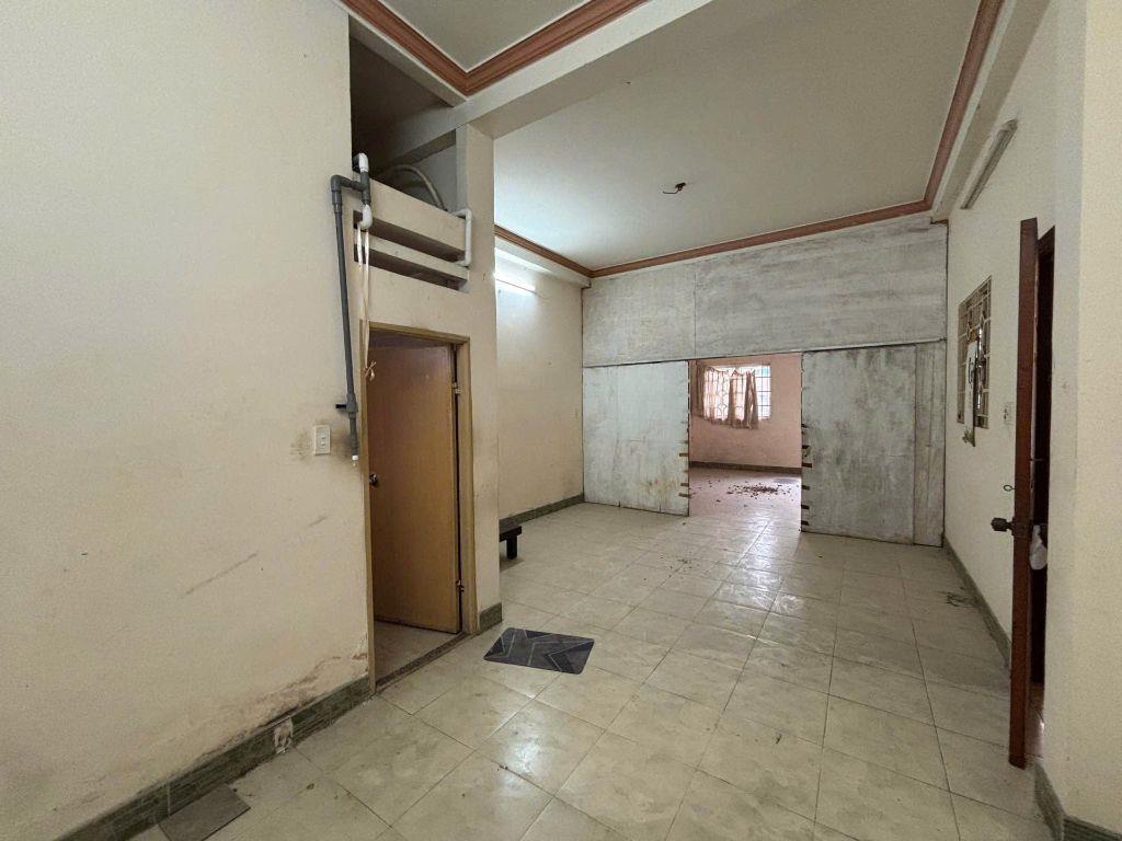 BÁN NHÀ TÔ HIẾN THÀNH, NGANG KHỦNG 5.6M, 93M², HẺM XE HƠI, 4 TẦNG, GIÁ 13,6 TỶ