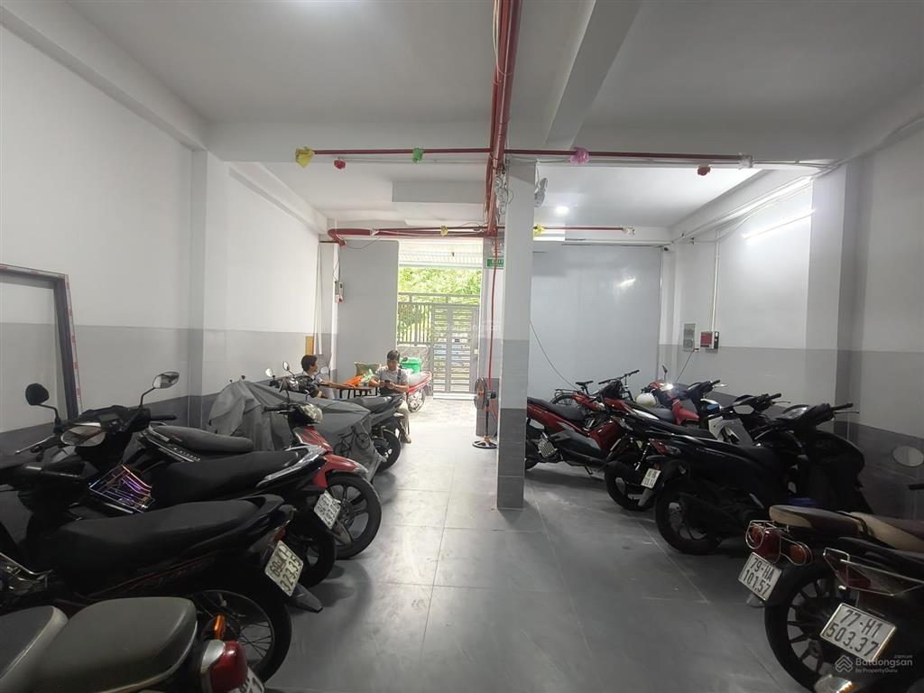 Bán tòa chdv sẵn dòng tiền 125tr/th, 120m2 6 tầng ngang 6m thang máy, phước long b, q9 chỉ 17.8tỉ