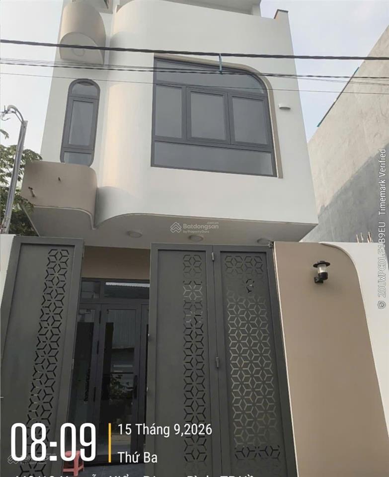 Bán nhà 3 tầng hoàn công 4pn 50m2 nguyễn xiển, vinhomes quận 9 chỉ 4.5 tỉ.